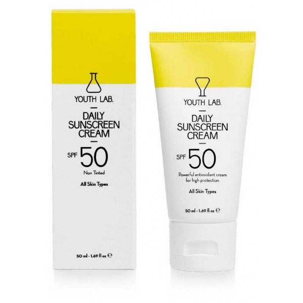 Protector solar facial SPF50 para todas las pieles de Youth Lab (15,95 €)