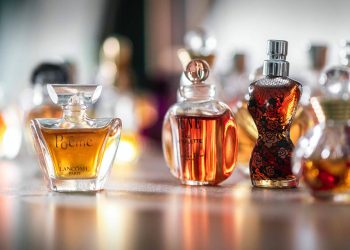 Te contamos qué son las familias olfativas y cómo puedes escoger tu perfume a medida.
